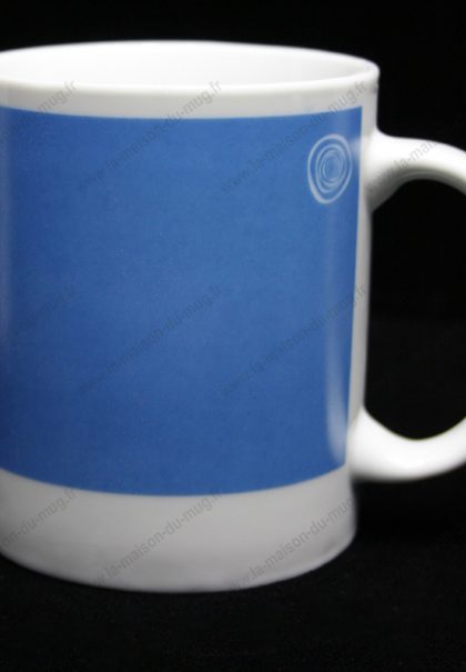Mug personnalisé pantone bleu